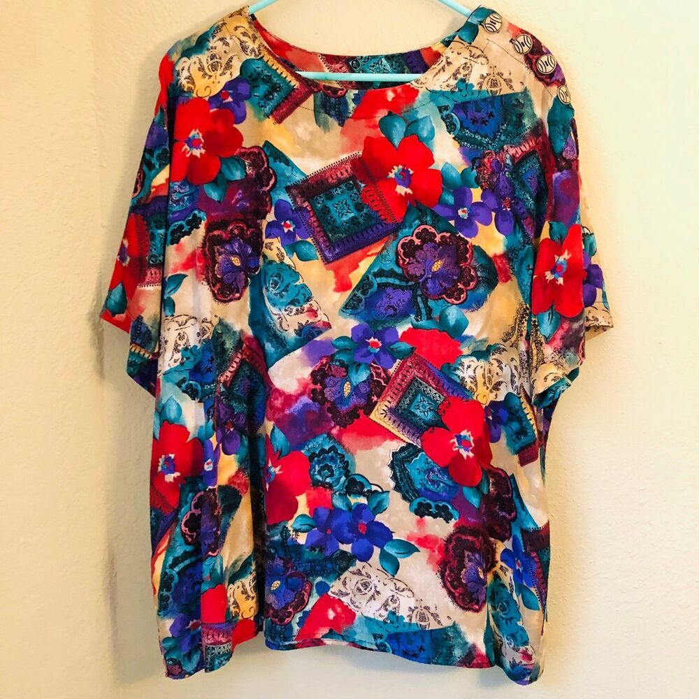 Distinctly Different Top Womens XL Multi-Colored Artsy Retro Bold 90s Style